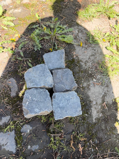 Basaltkleinpflaster 8-11cm