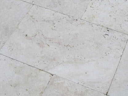 Travertin Bodenplatten, "Extra Crem"